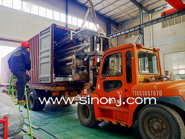 火爆了！?。鴥?nèi)外很受歡迎的pvc仿大理石板生產(chǎn)線裝柜發(fā)貨中。。。