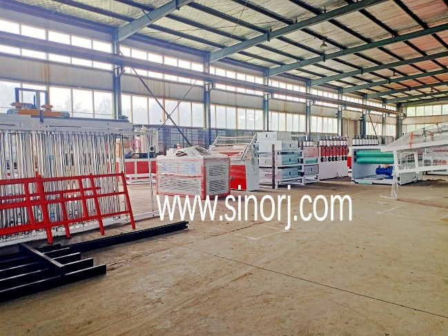 工廠試機，國外裝柜，國內(nèi)平板同步進行中